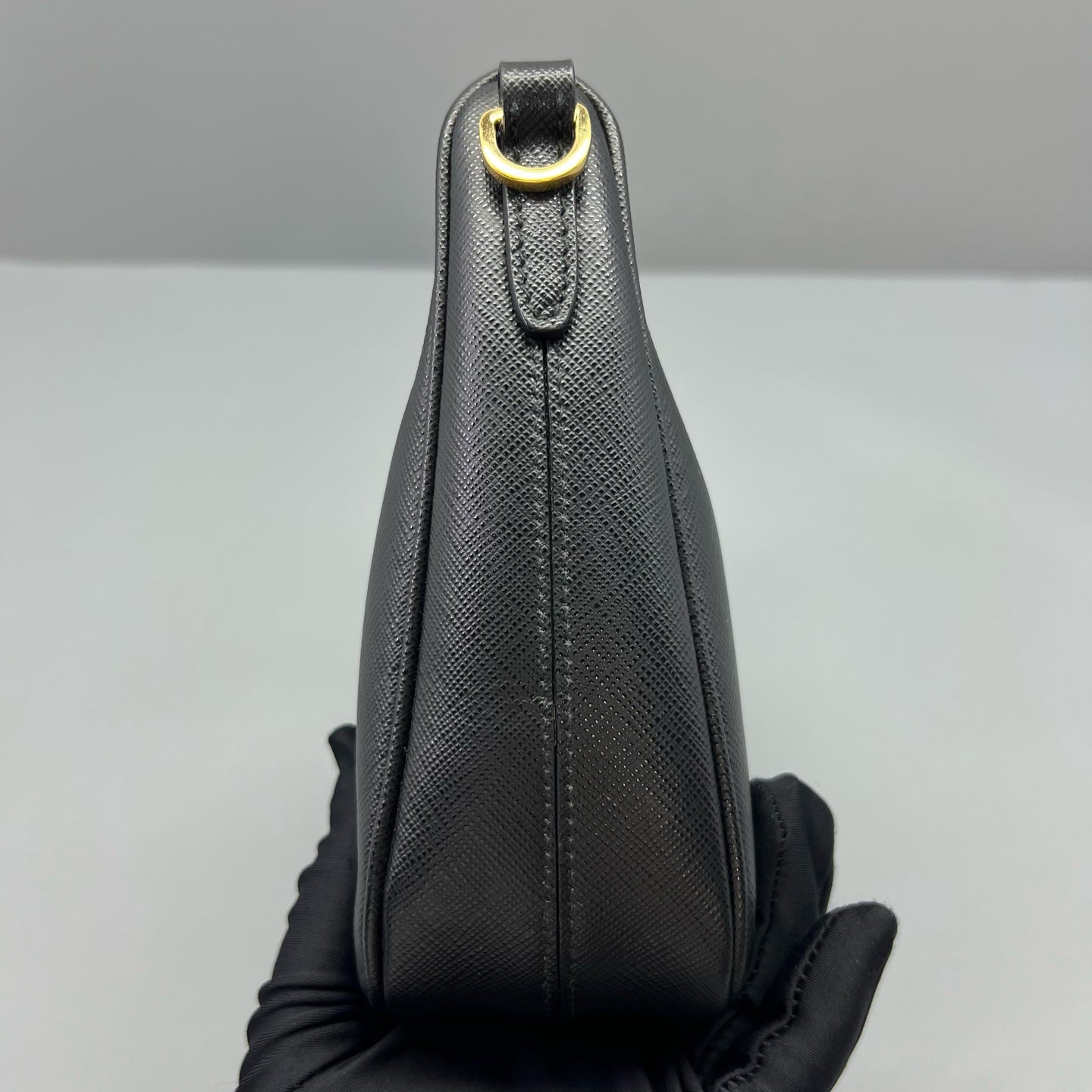 Prada - Re-Edition 2005 - Leather - Black - (mini)
