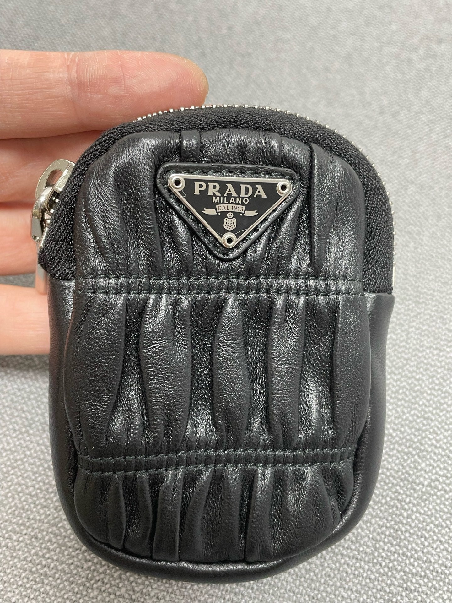 Prada - Re-Edition 2005 - Leather - Black - (mini)