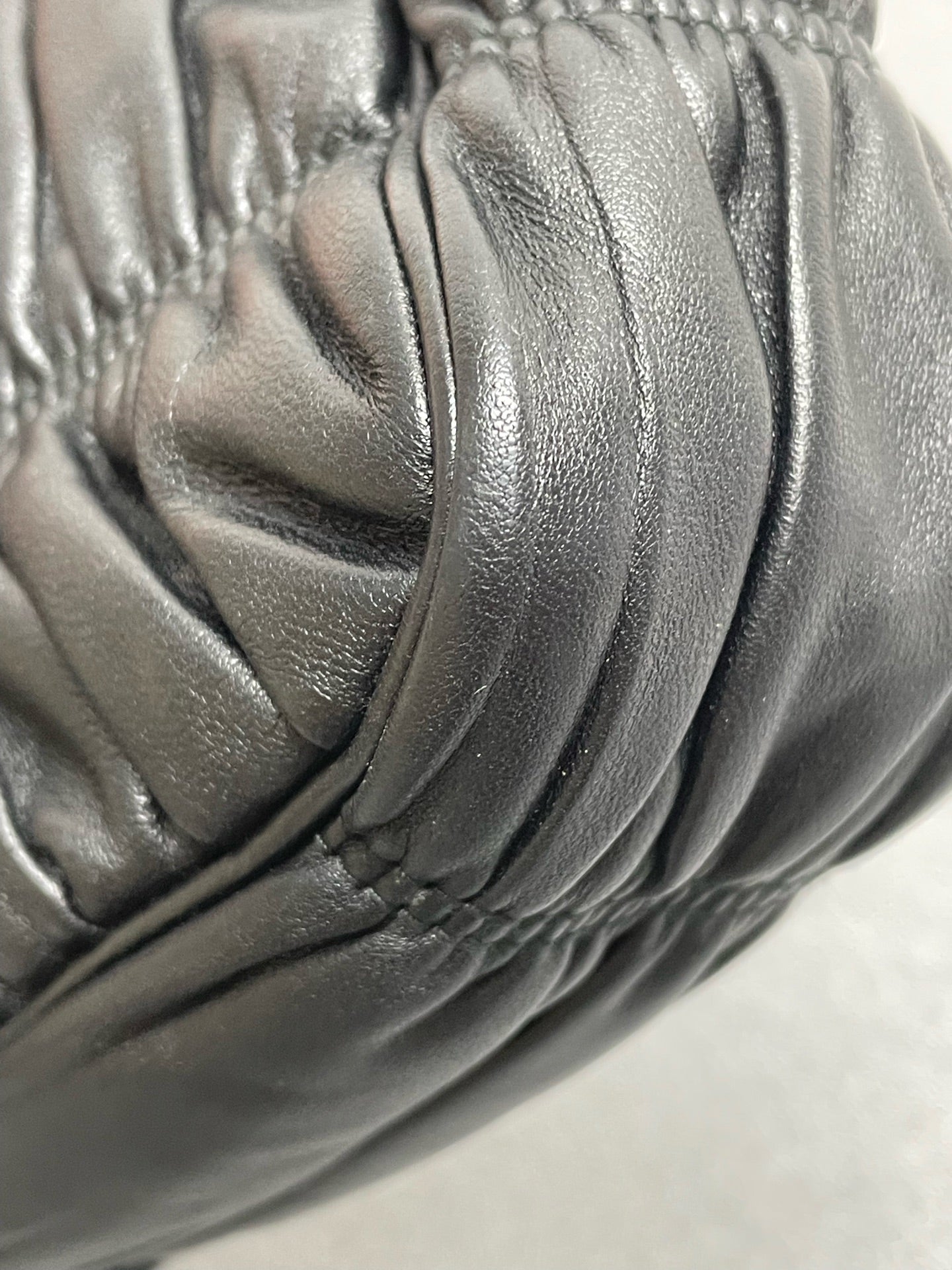 Prada - Re-Edition 2005 - Leather - Black - (mini)