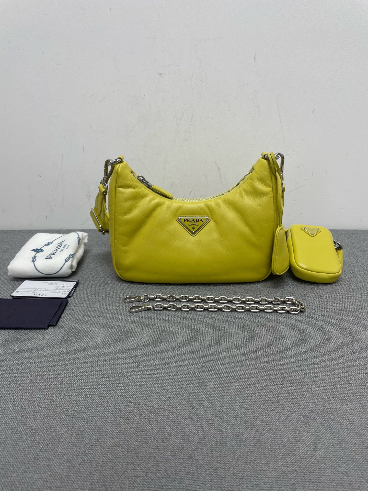 Prada - Re-Edition 2005 - Leather - Yellow - (mini)