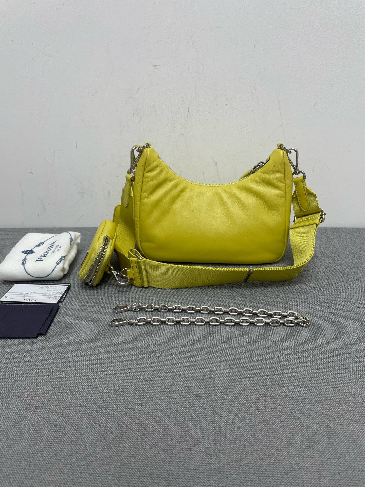 Prada - Re-Edition 2005 - Leather - Yellow - (mini)