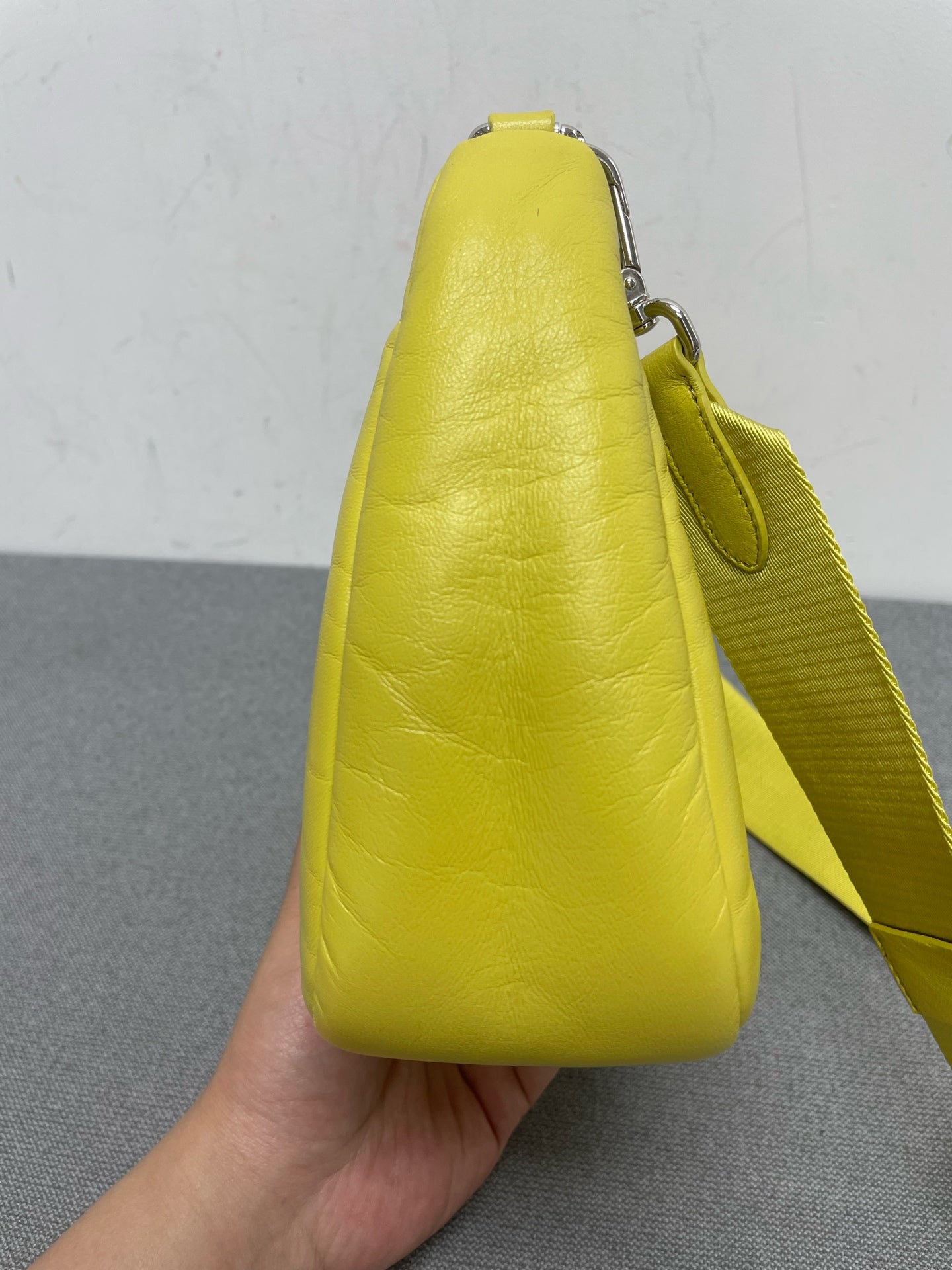 Prada - Re-Edition 2005 - Leather - Yellow - (mini)