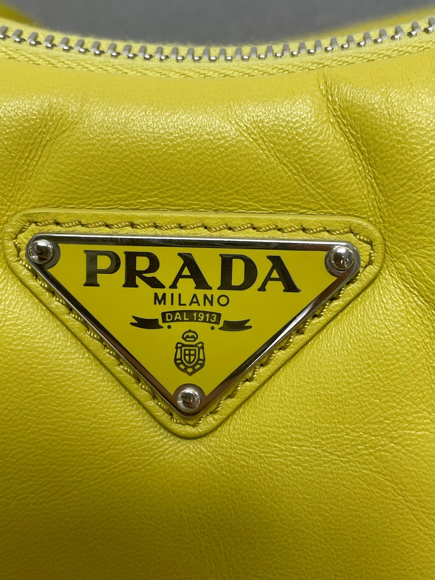 Prada - Re-Edition 2005 - Leather - Yellow - (mini)