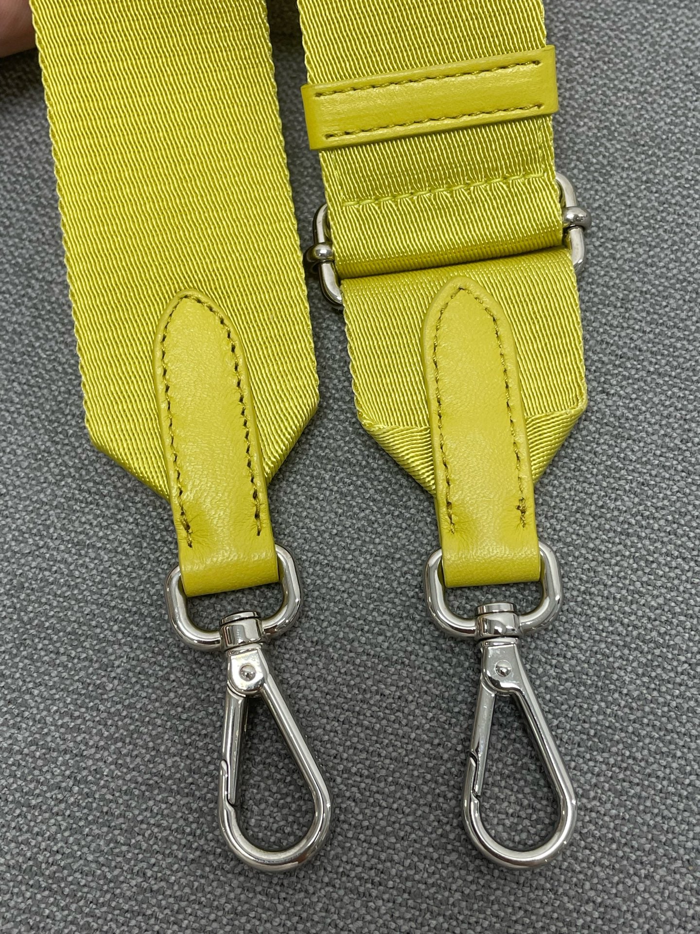 Prada - Re-Edition 2005 - Leather - Yellow - (mini)