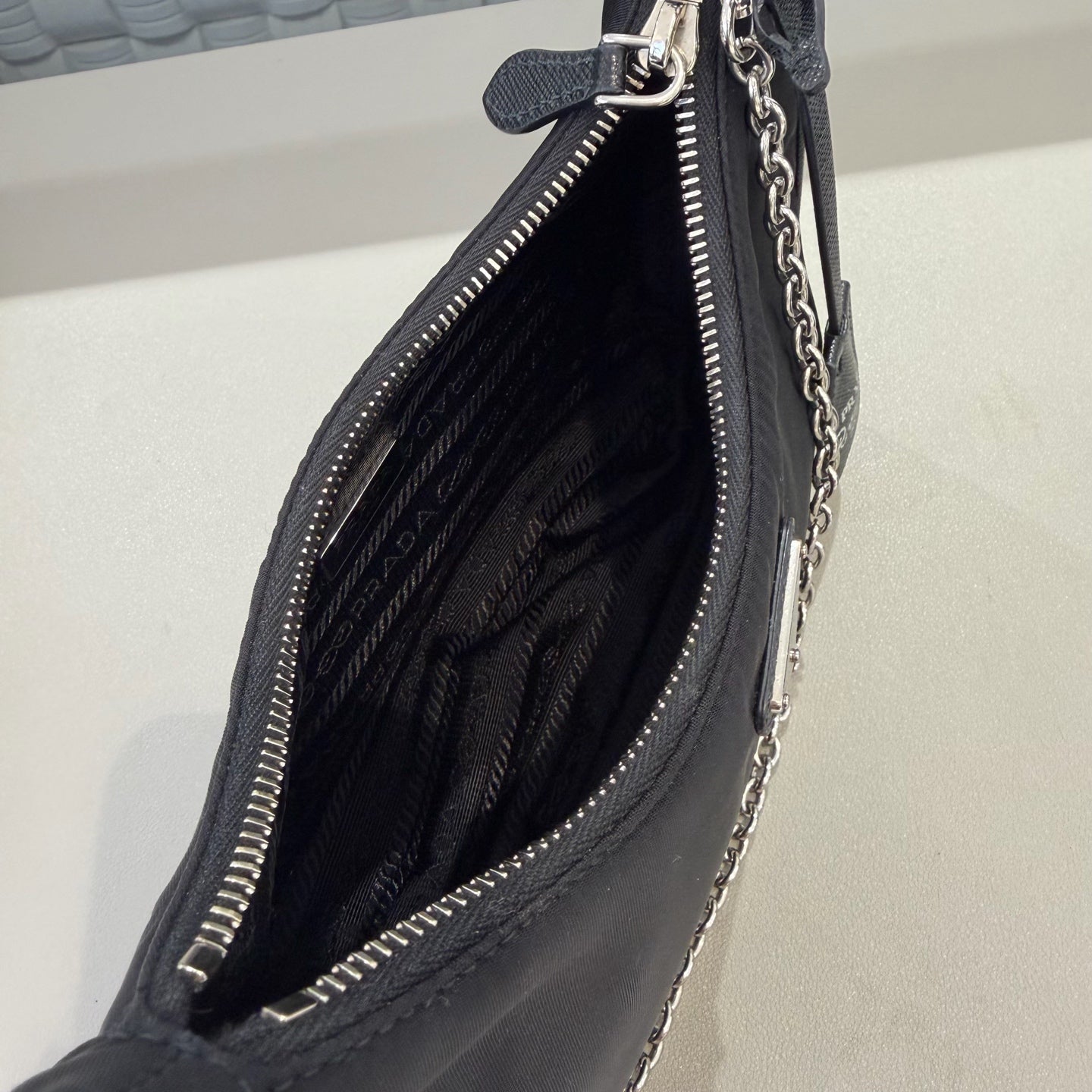 Prada - Re-Edition 2005 - Polyamide - Black - (mini)
