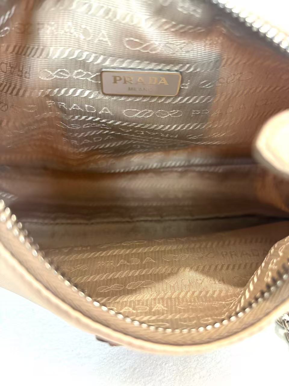 Prada - Re-Edition 2005 Shoulder Bag - Re-Nylon and Saffiano leather trim - Beige - (Mini)