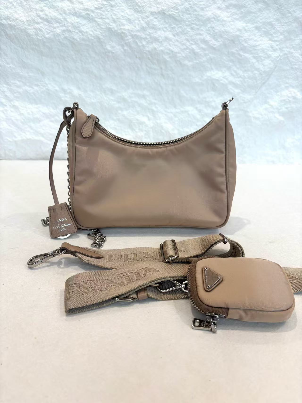 Prada - Re-Edition 2005 Shoulder Bag - Re-Nylon and Saffiano leather trim - Beige - (Mini)