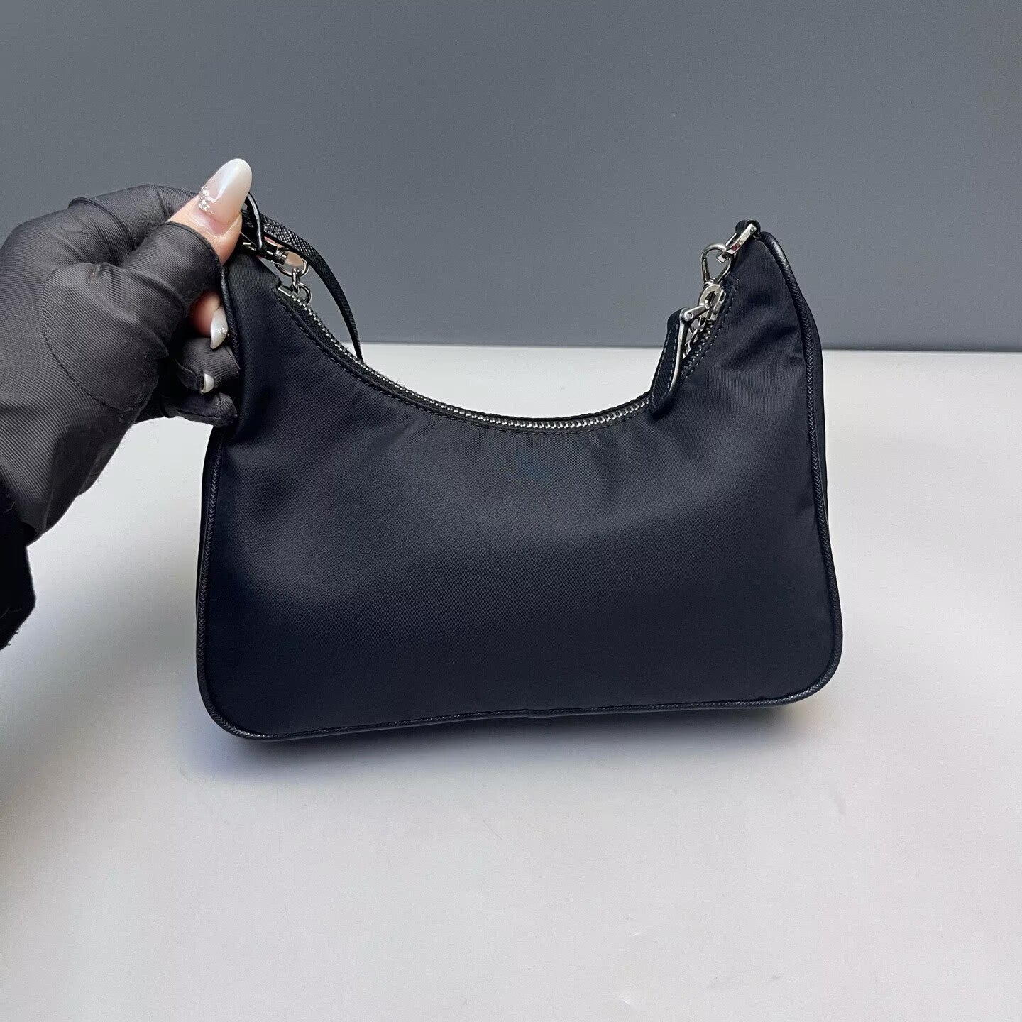 Prada - Re-Edition 2005 Shoulder Bag - Re-Nylon - Black - (Mini)