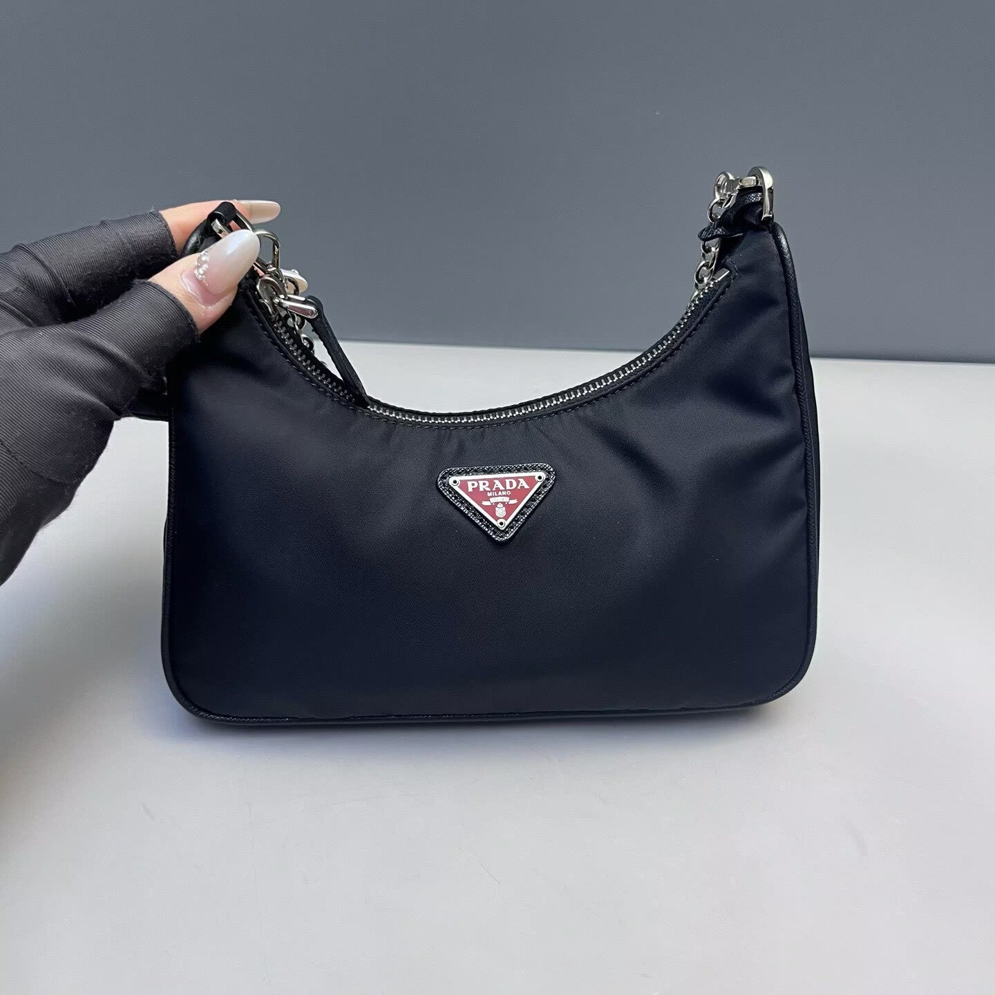 Prada - Re-Edition 2005 Shoulder Bag - Re-Nylon - Black - (Mini)