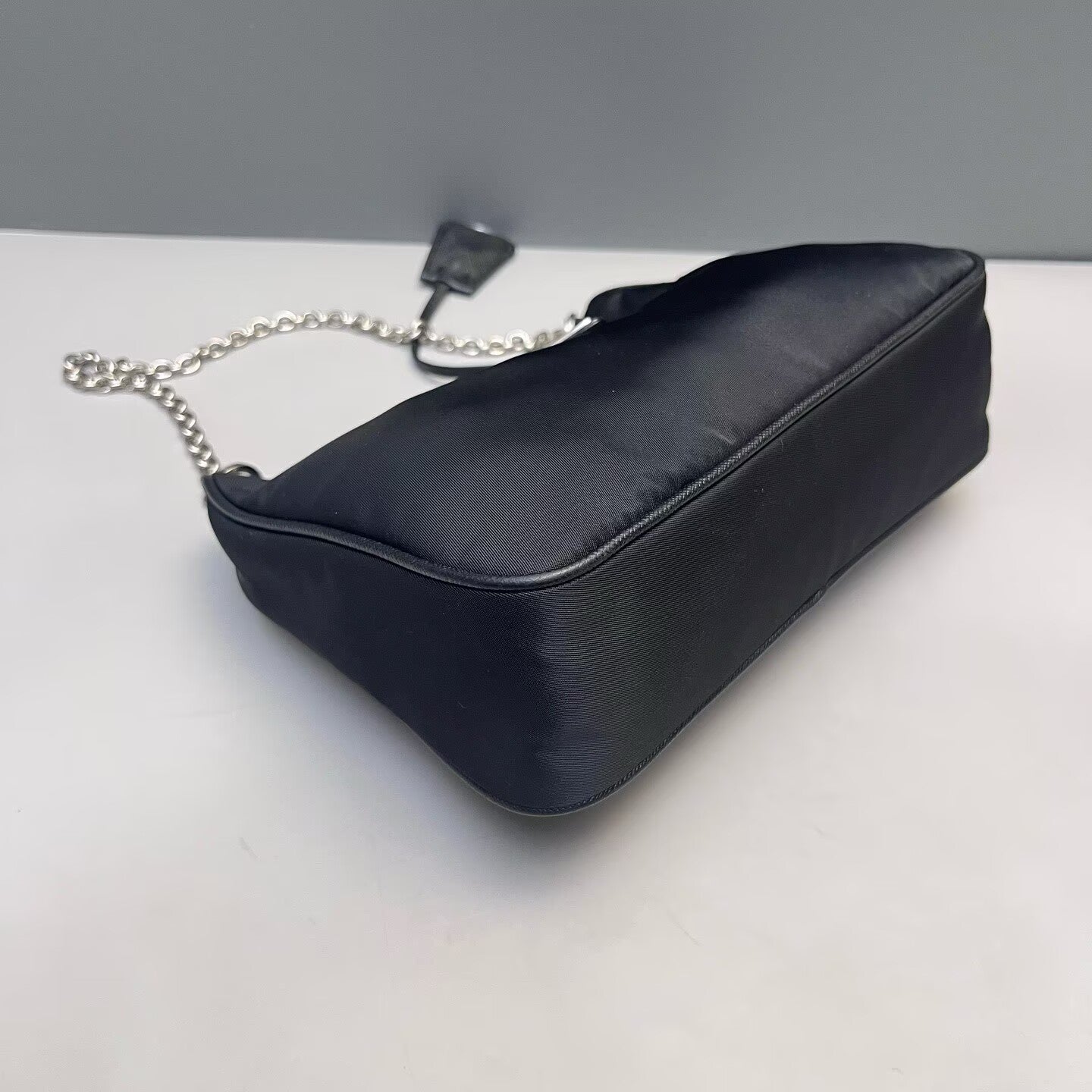 Prada - Re-Edition 2005 Shoulder Bag - Re-Nylon - Black - (Mini)