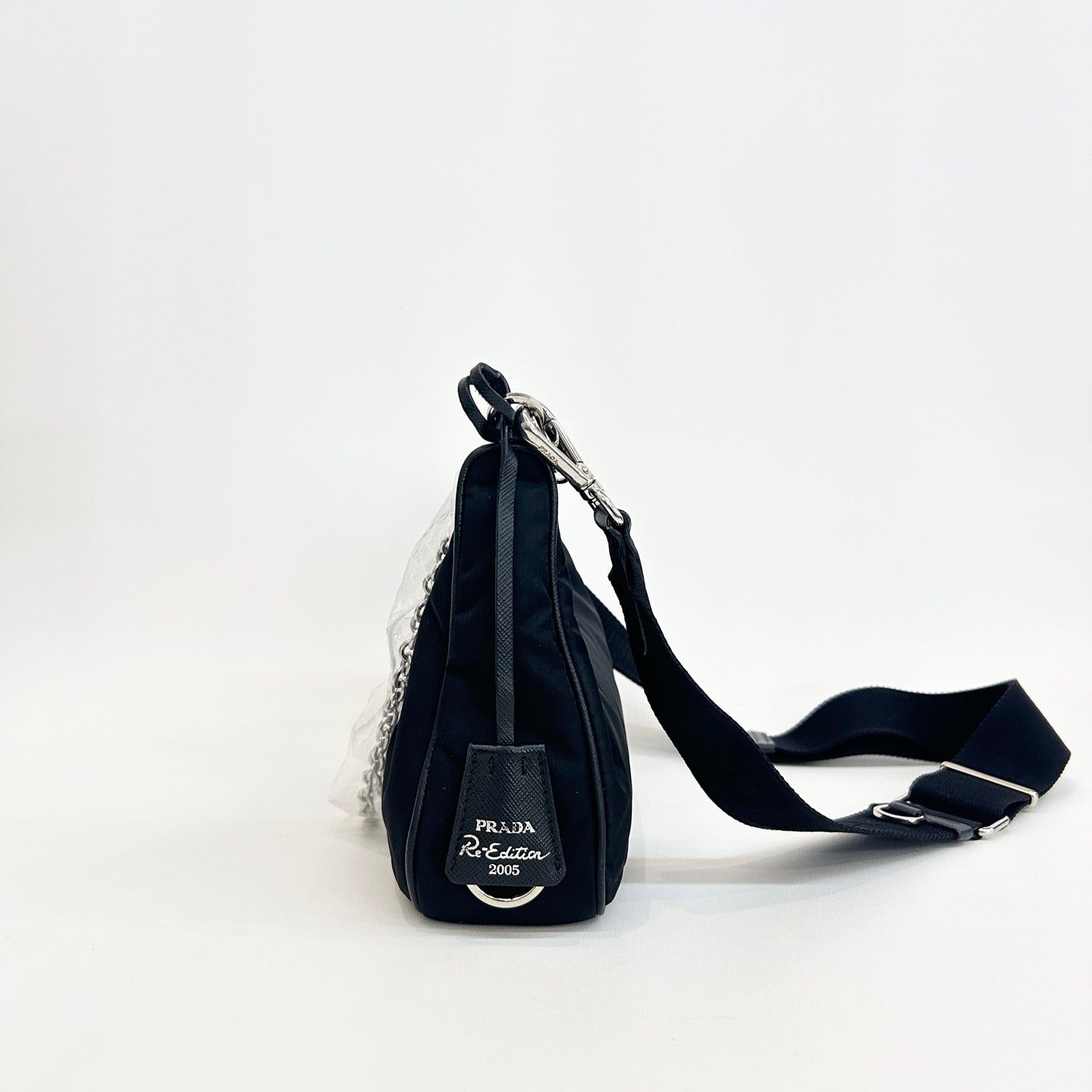Prada - Re-Edition 2005 Shoulder Bag - Re-Nylon (Regenerated Nylon) - Black - (small)