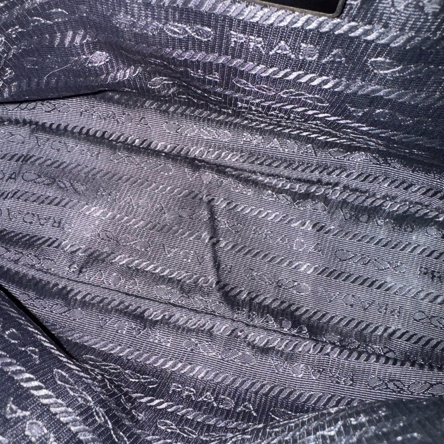 Prada - Re-Edition 2005 Shoulder Bag - Recycled nylon - Black - (Mini)
