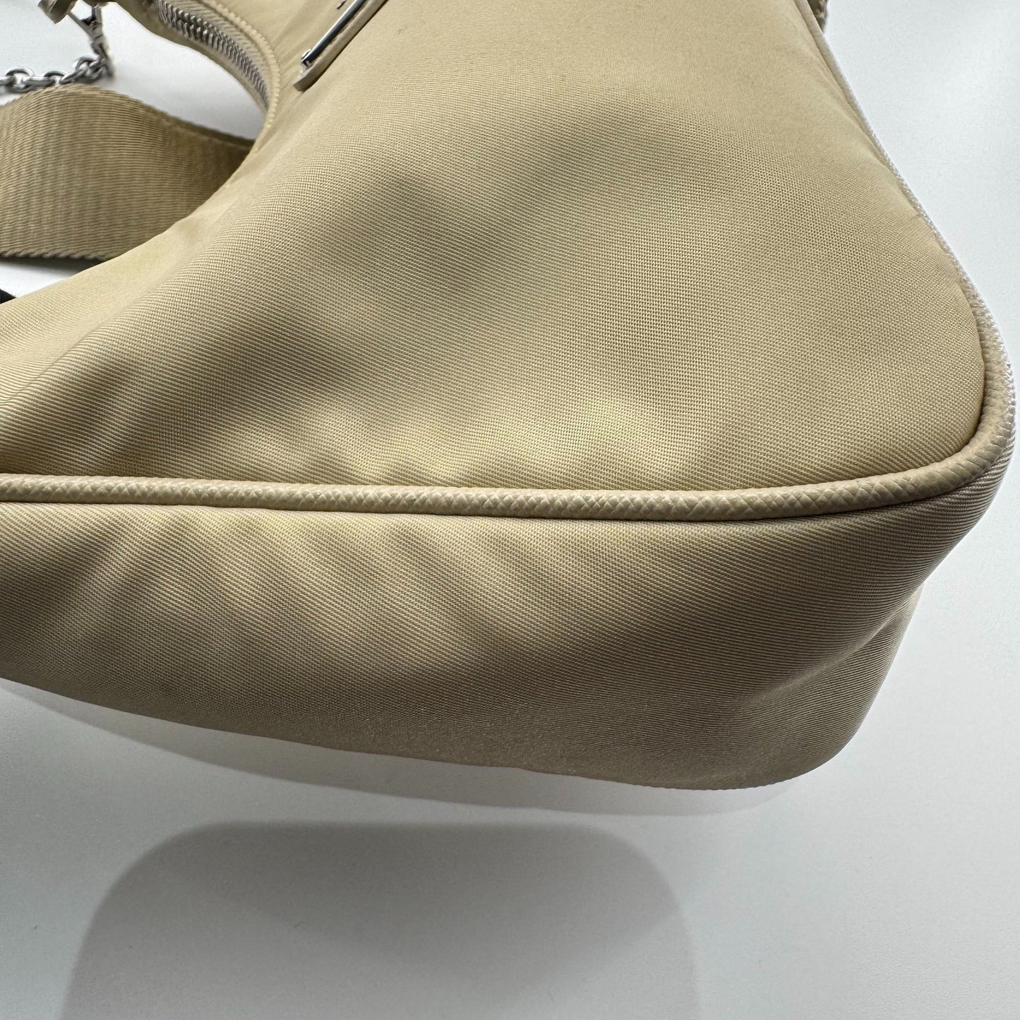 Prada - Re-Edition 2005 Shoulder Bag - Synthetic - Beige - (mini)