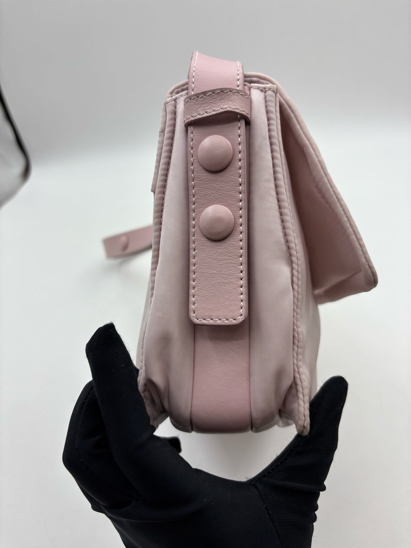 Prada - Re-Nylon Messenger Bag - Polyamide - Pink - (small)