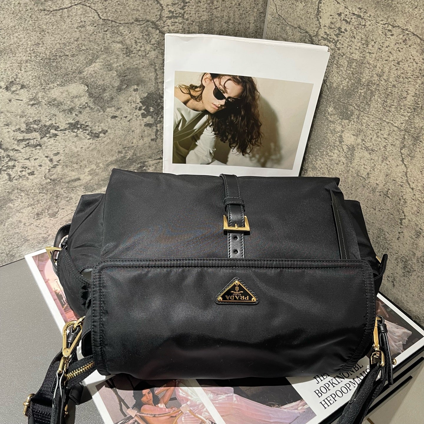 Prada - Re-Nylon Messenger Shoulder Bag - Recycled Nylon - Black - (Large)