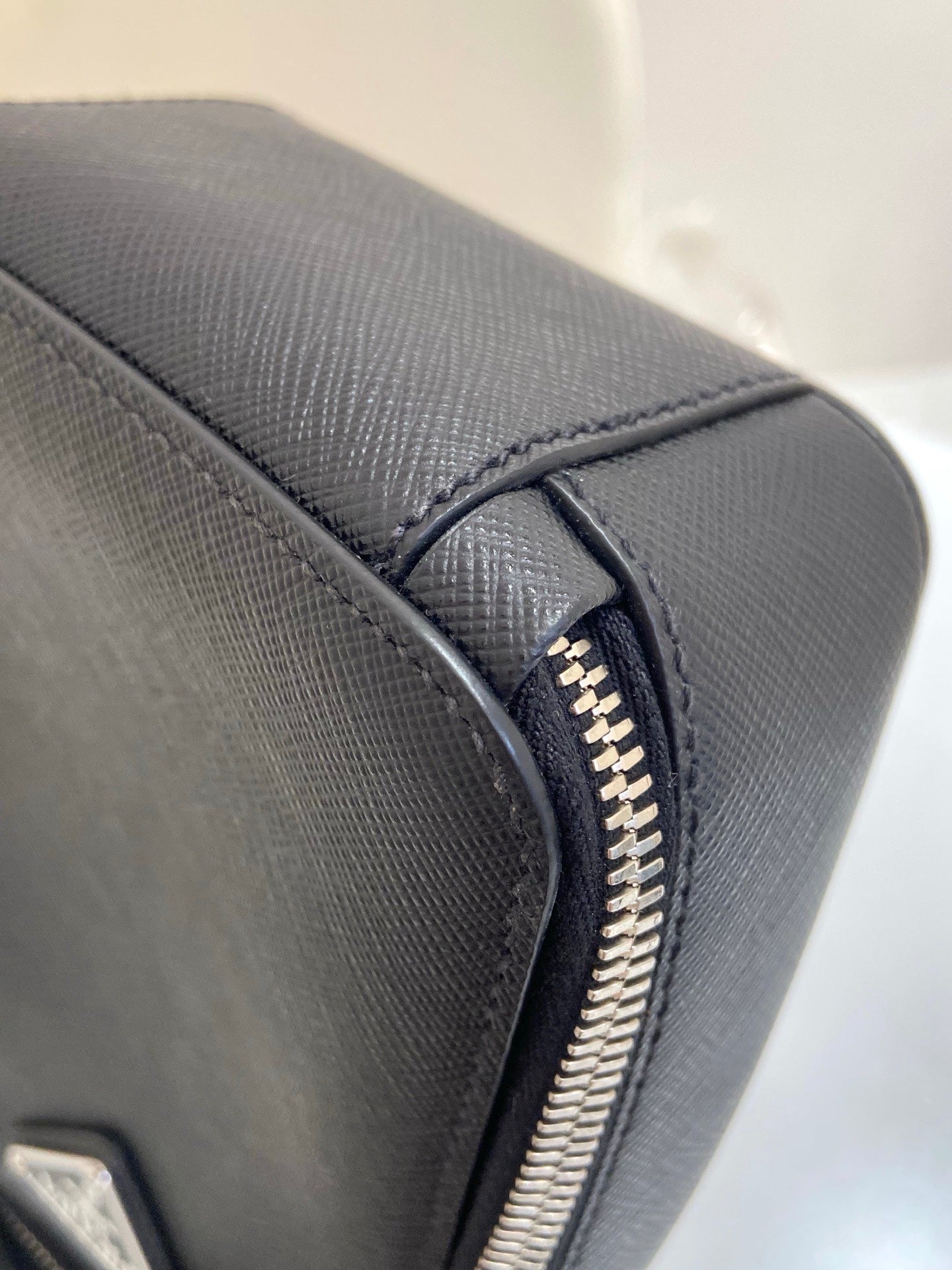 Prada - Re-Nylon Mini Bag - Leather - Black - (small)