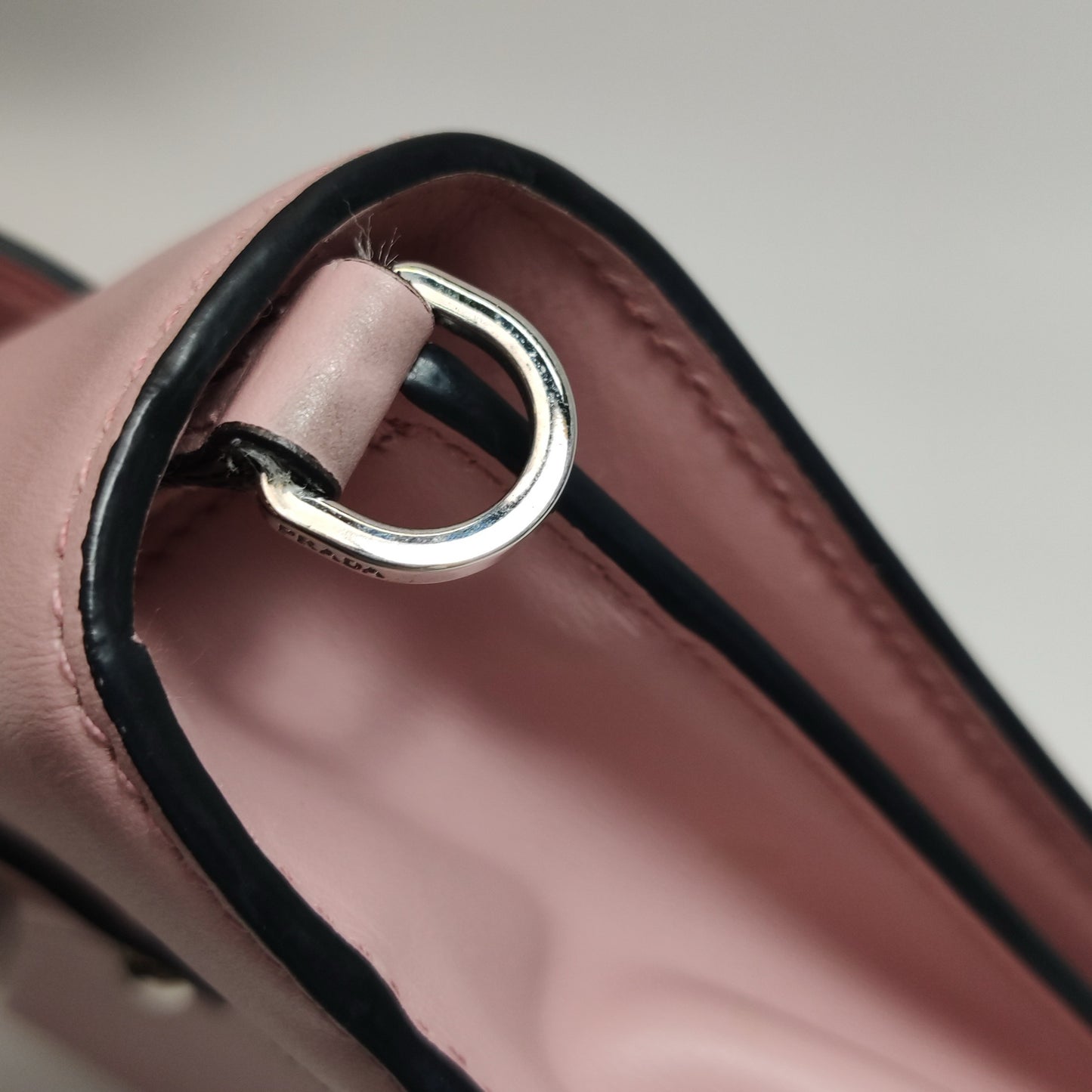 Prada - Ribbon - Leather - Pink - (mini)