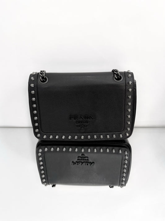 Prada - Rivet Chain Shoulder Bag - Leather - Black - (Medium)