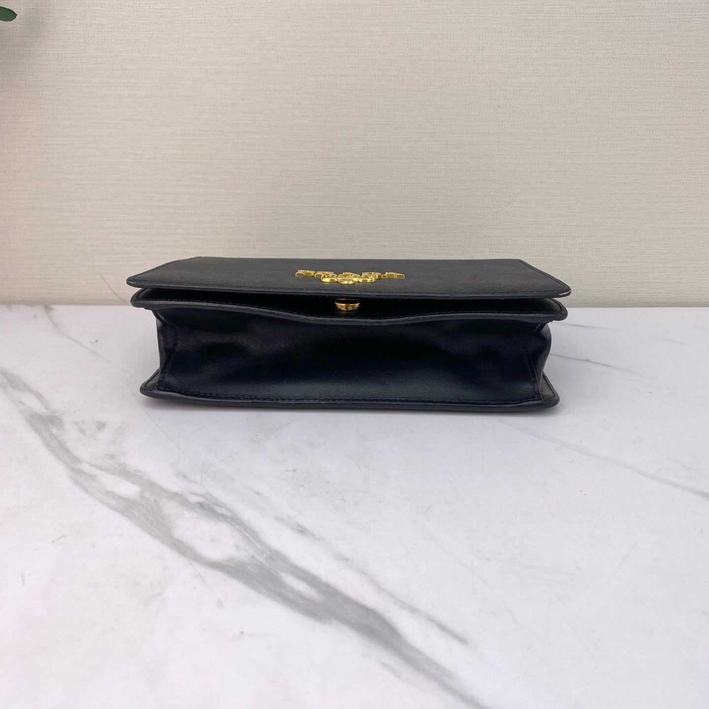 Prada - Saffiano Chain Crossbody Bag - Saffiano leather - Black with Gold-Tone Hardware - (Small)