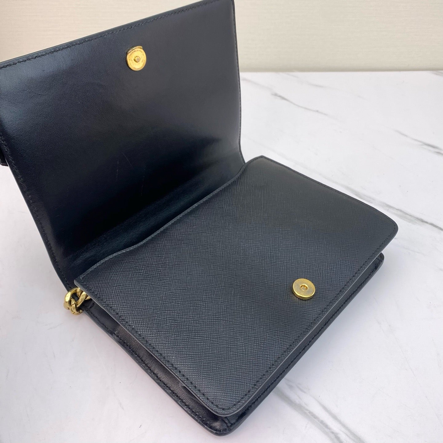 Prada - Saffiano Chain Crossbody Bag - Saffiano leather - Black with Gold-Tone Hardware - (Small)