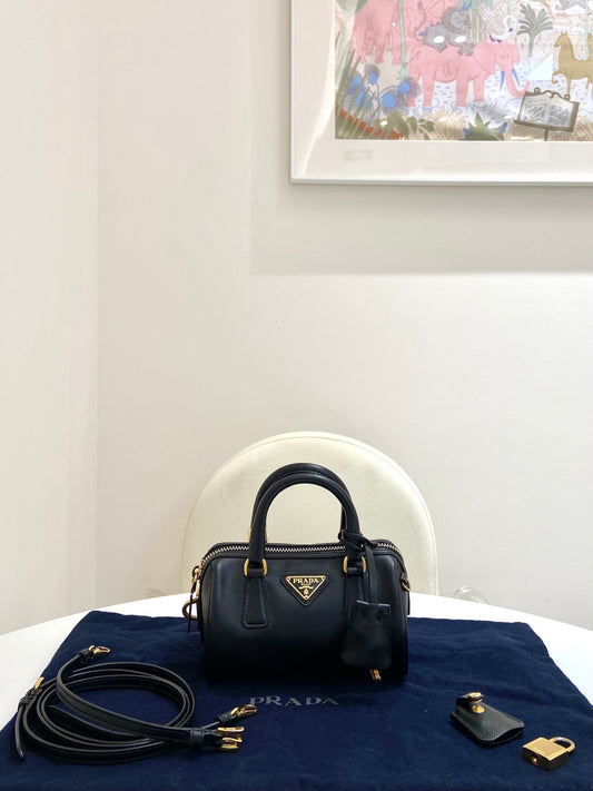 Prada - Saffiano - Leather - Black - (mini)