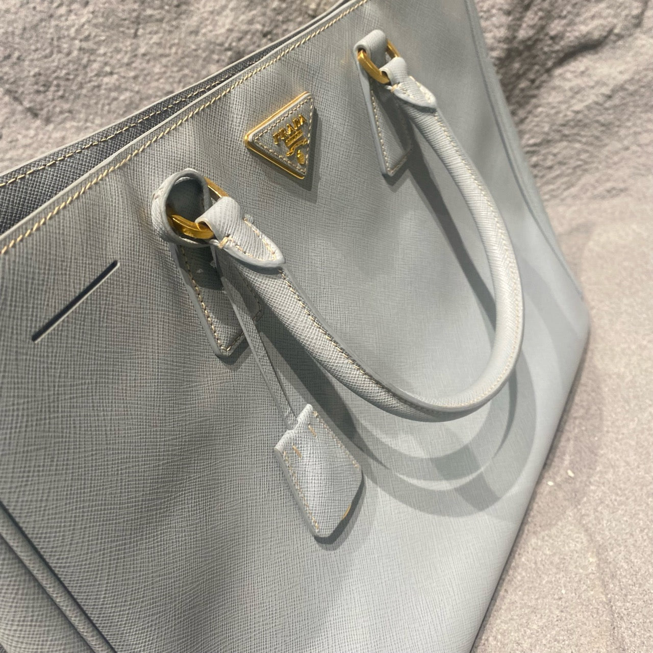 Prada - Saffiano - Leather - Blue - (large)