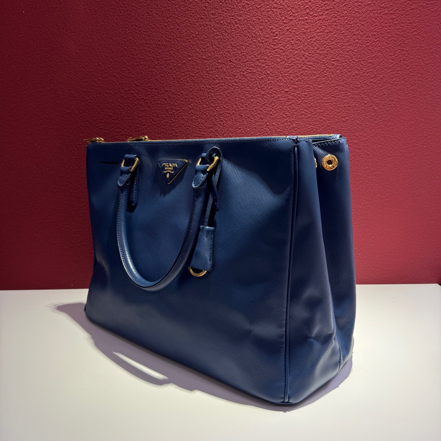 Prada - Saffiano - Leather - Blue - (large)