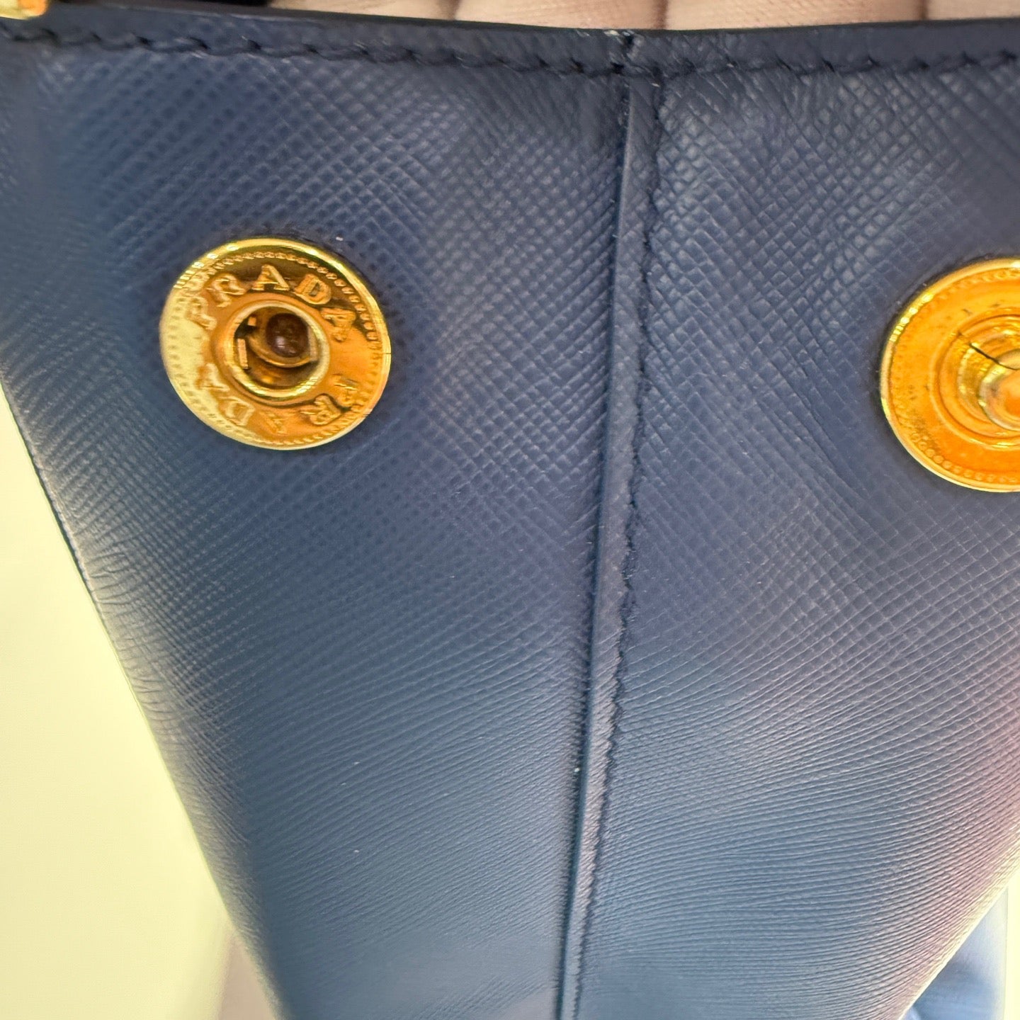 Prada - Saffiano - Leather - Blue - (large)