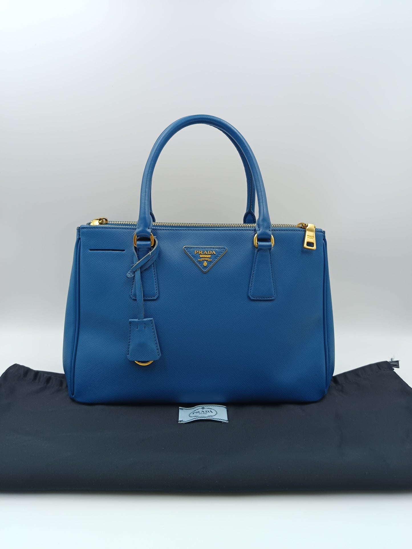 Prada - Saffiano - Leather - Blue - (medium)