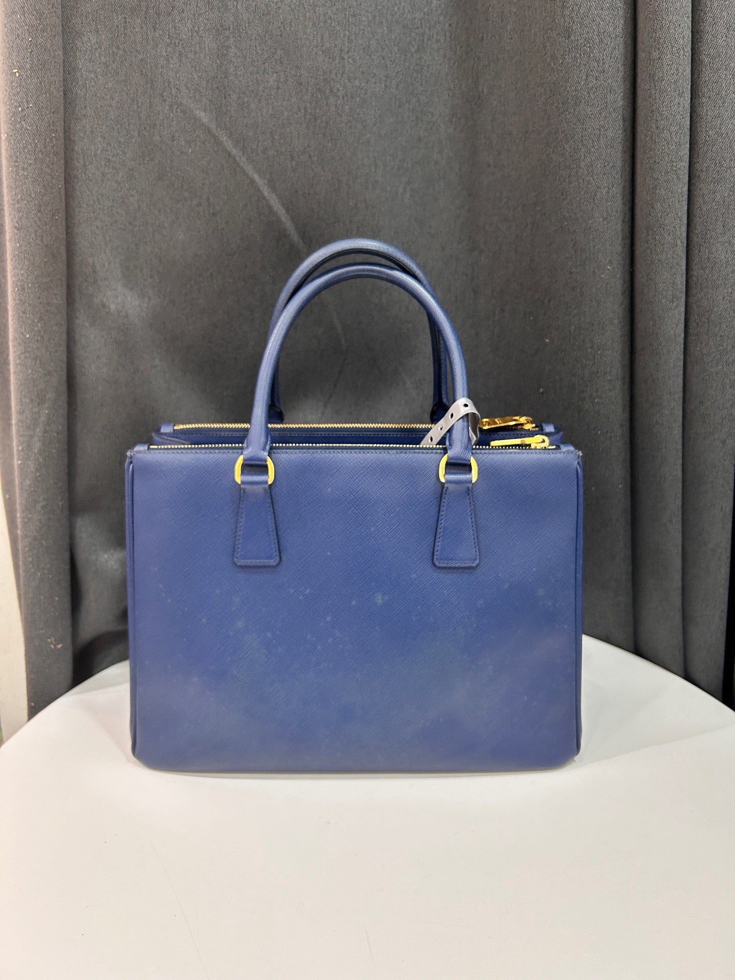 Prada - Saffiano - Leather - Blue - (medium)