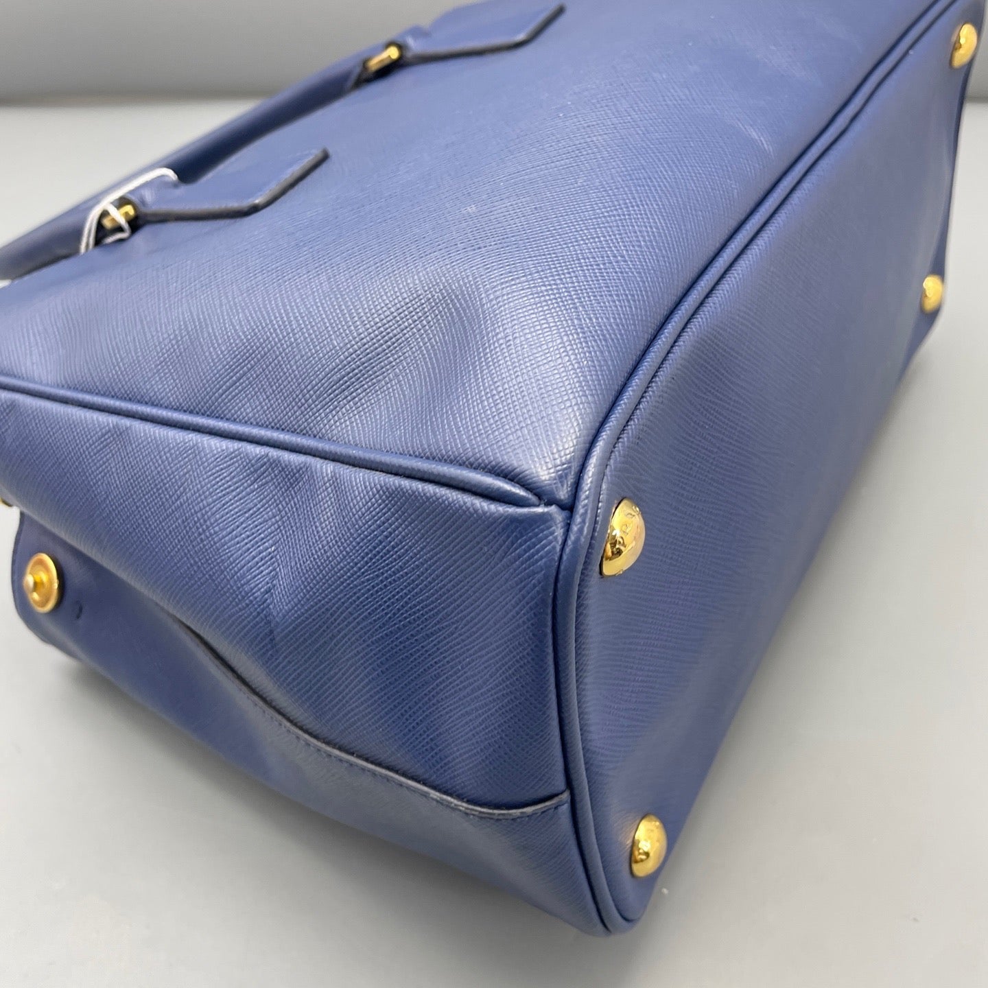 Prada - Saffiano - Leather - Blue - (medium)