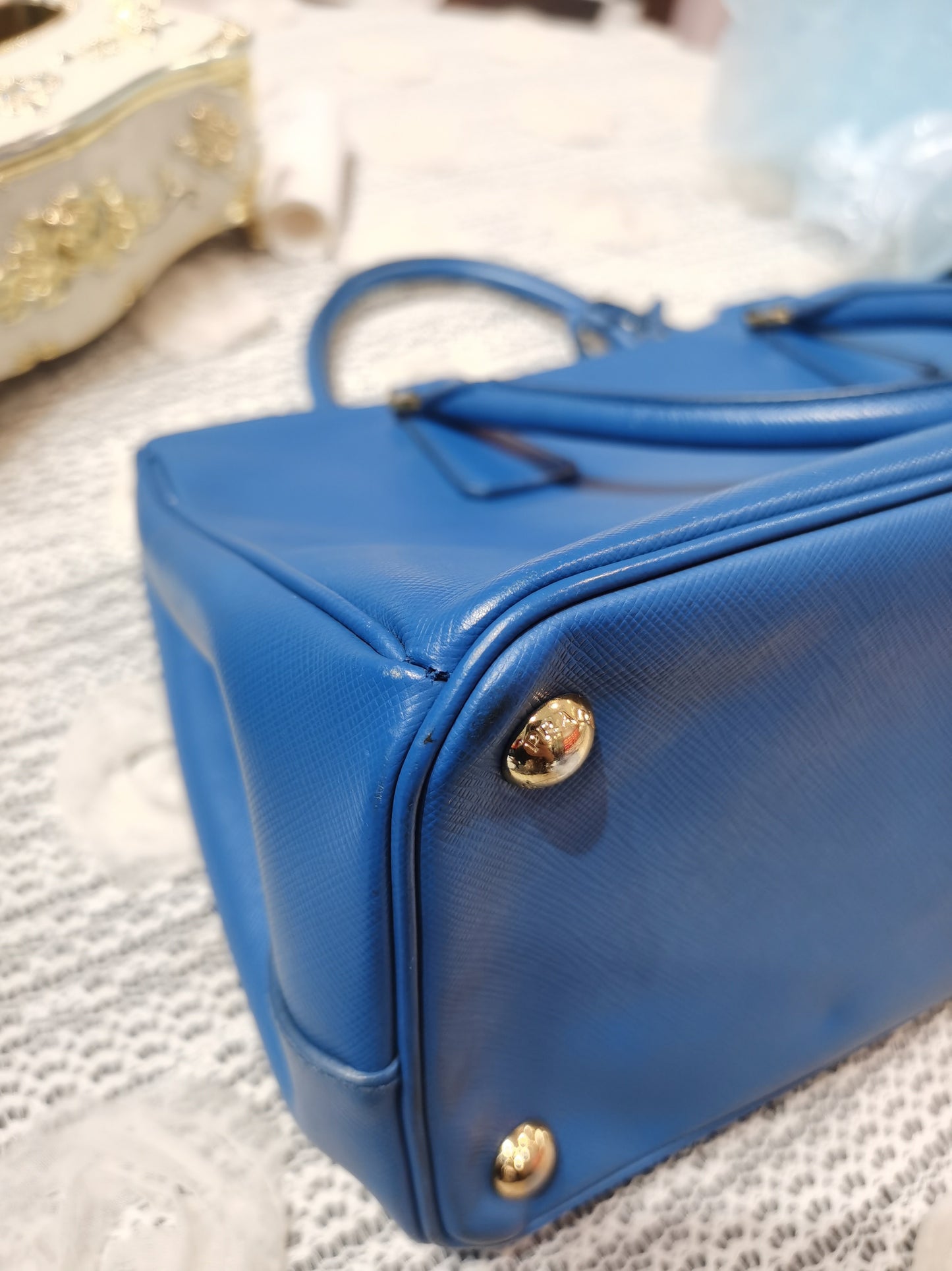 Prada - Saffiano - Leather - Blue - (medium)