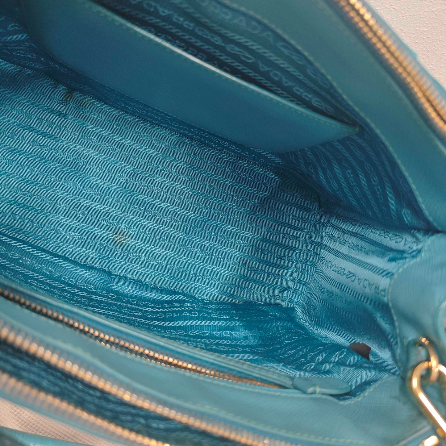 Prada - Saffiano - Leather - Blue - (small)