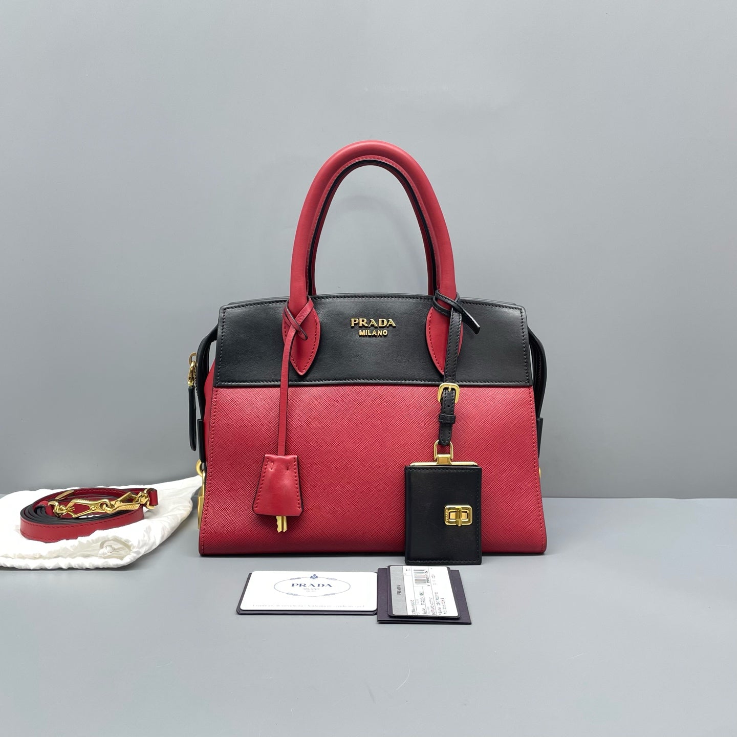 Prada - Saffiano - Leather - Multicolour - (medium)