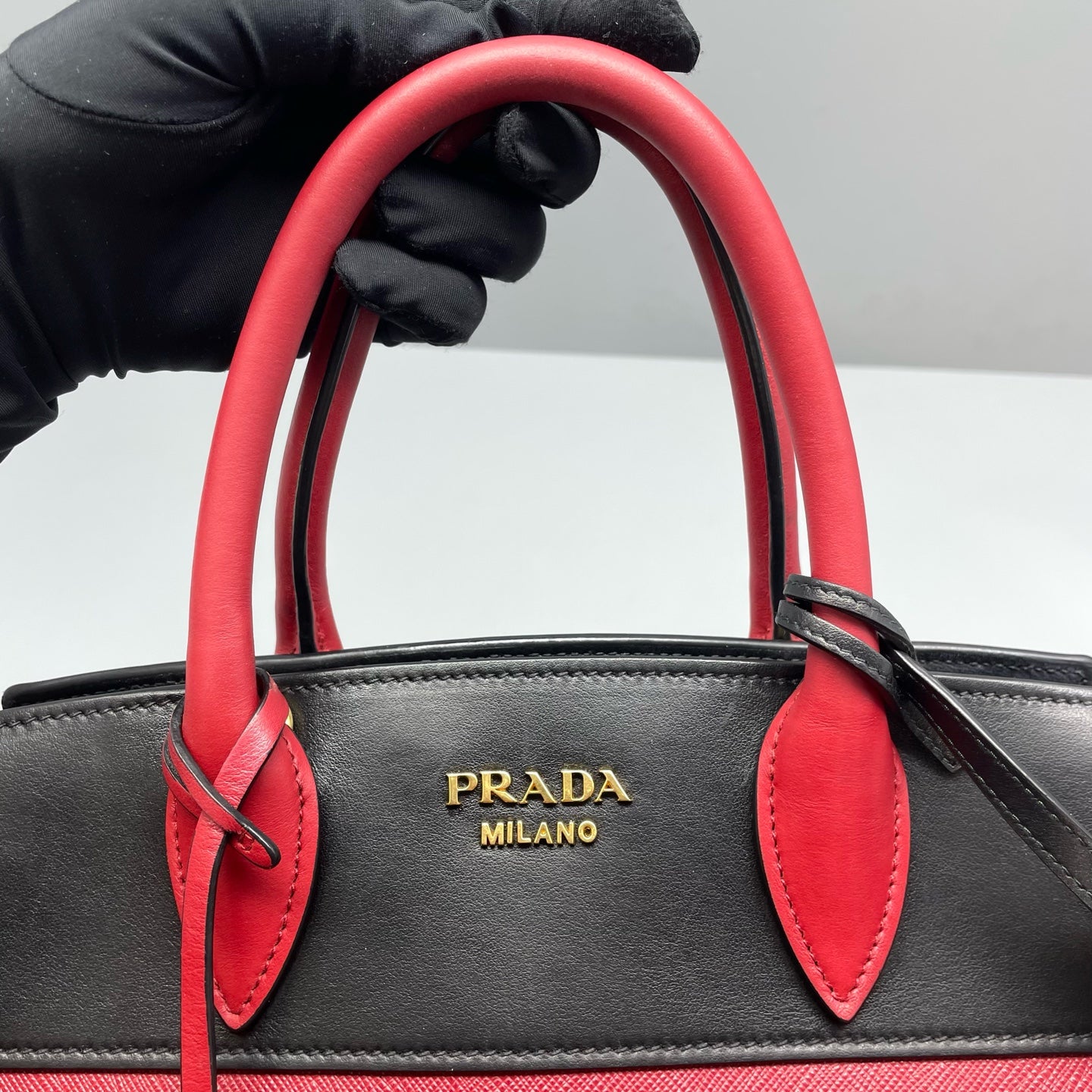 Prada - Saffiano - Leather - Multicolour - (medium)