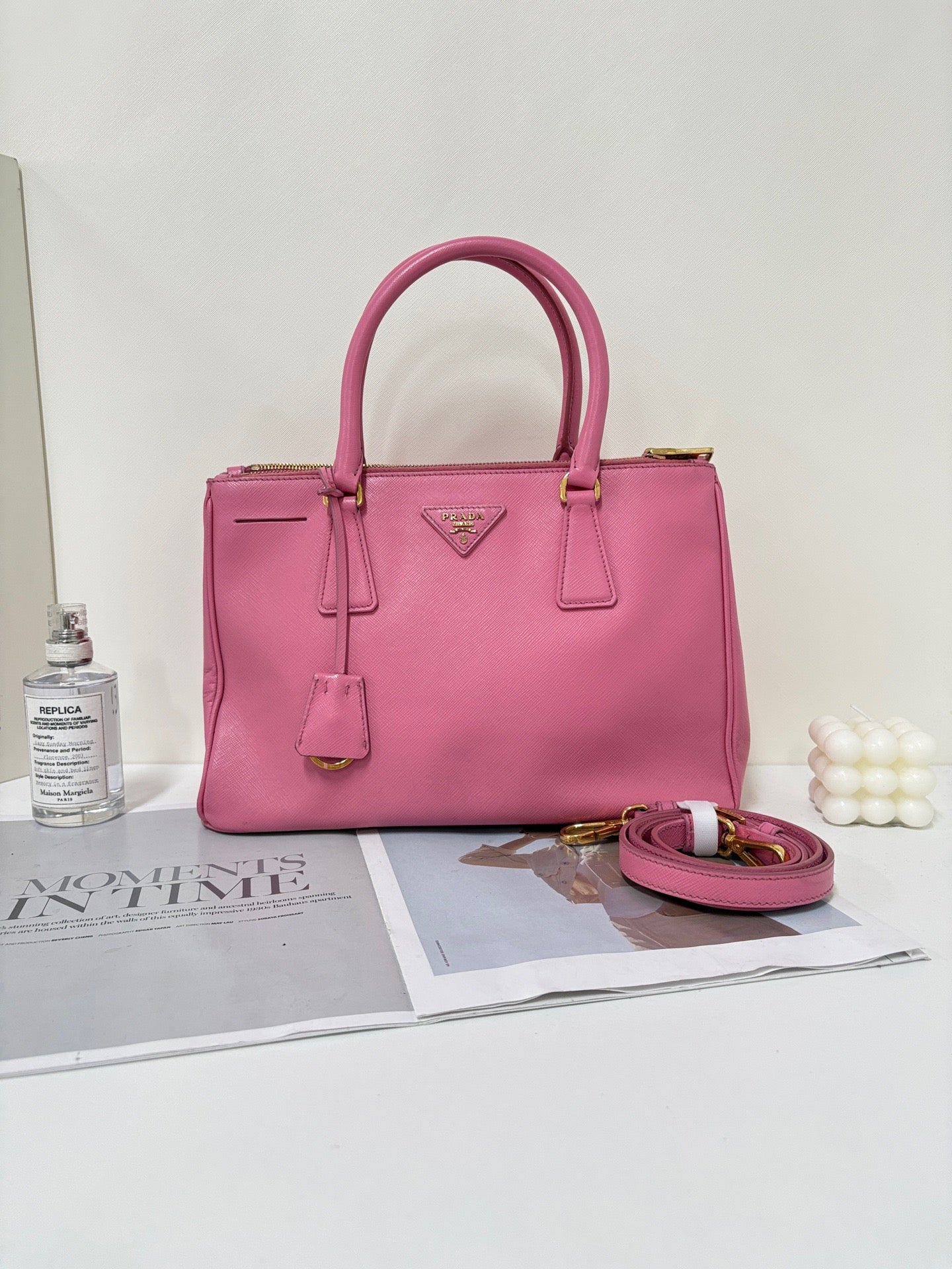 Prada - Saffiano - Leather - Pink - (Medium)