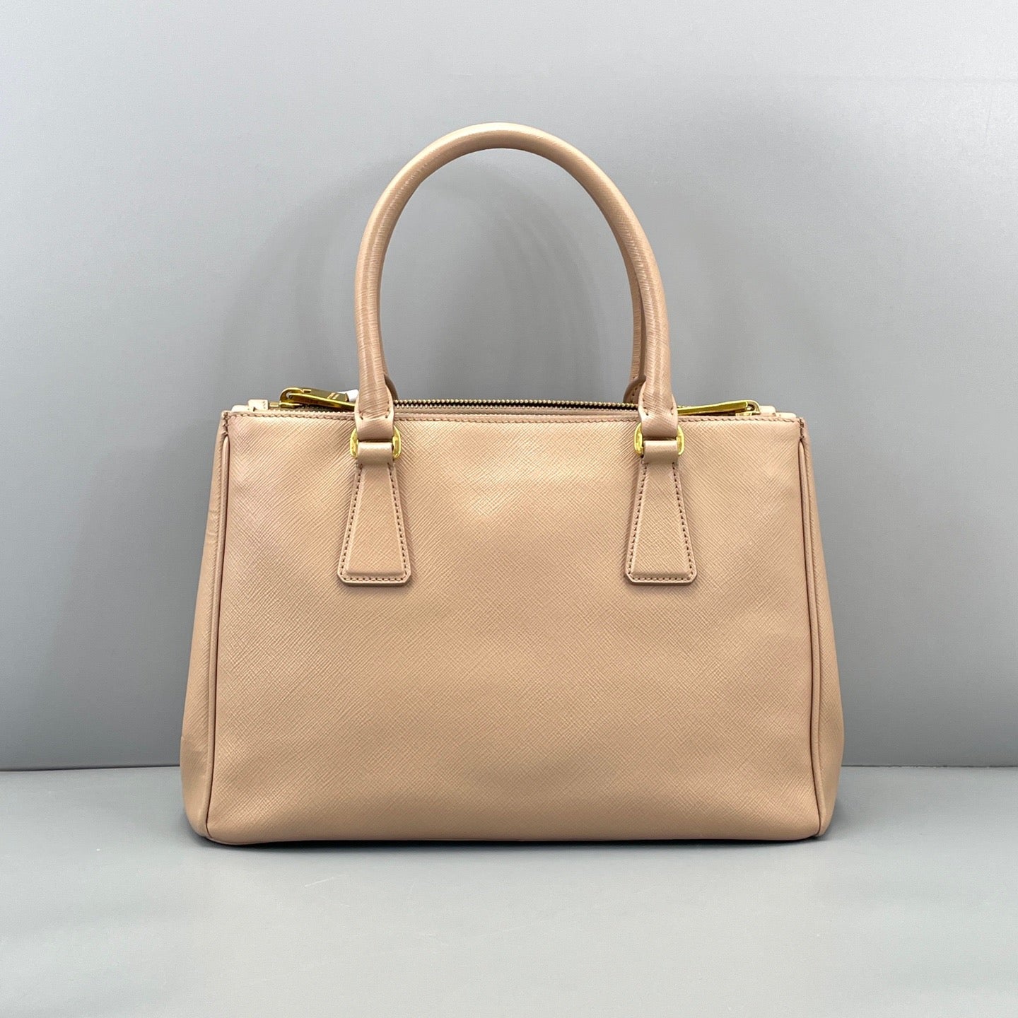 Prada - Saffiano - Leather - Pink - (medium)