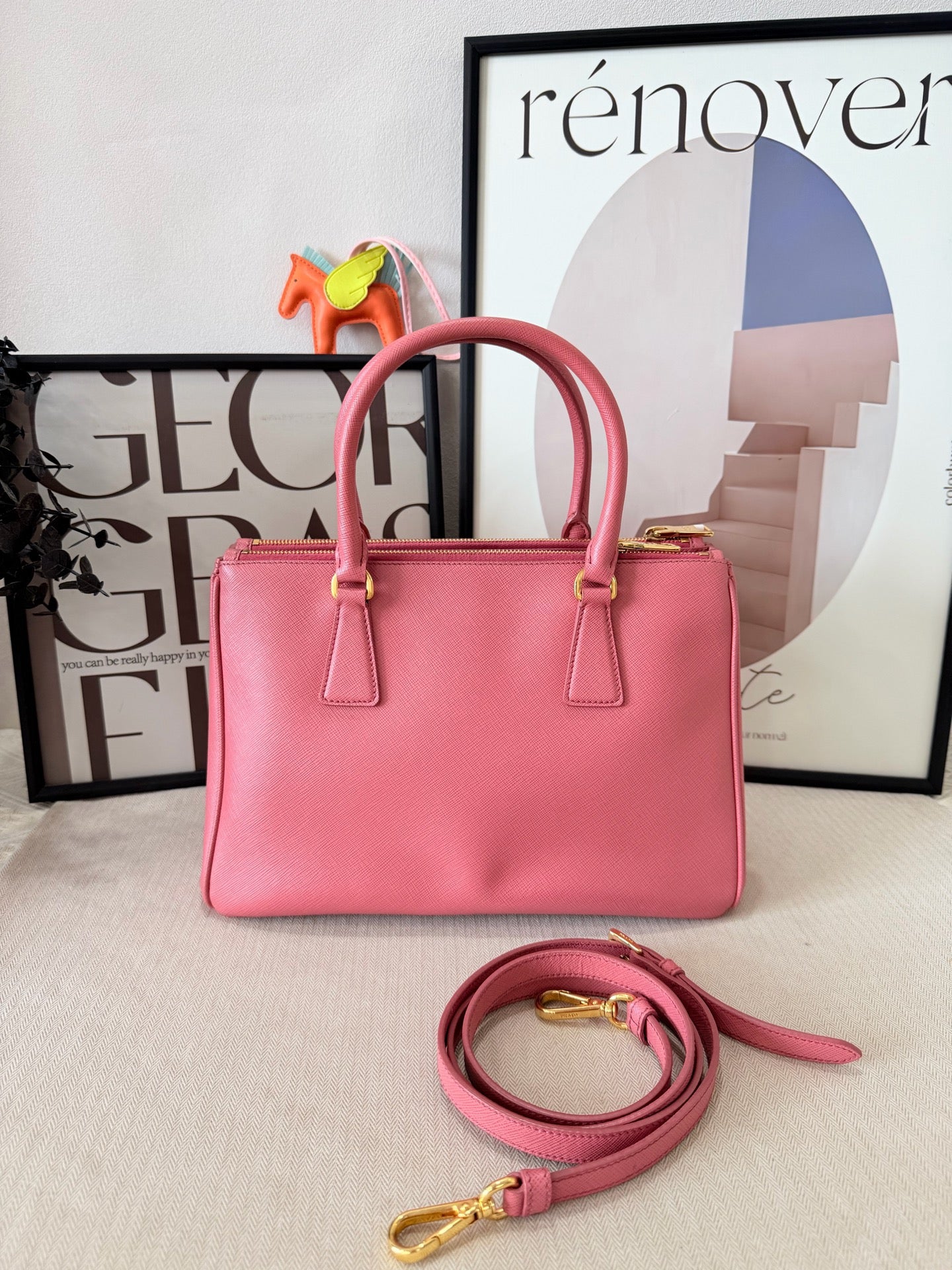 Prada - Saffiano - Leather - Pink - (medium)