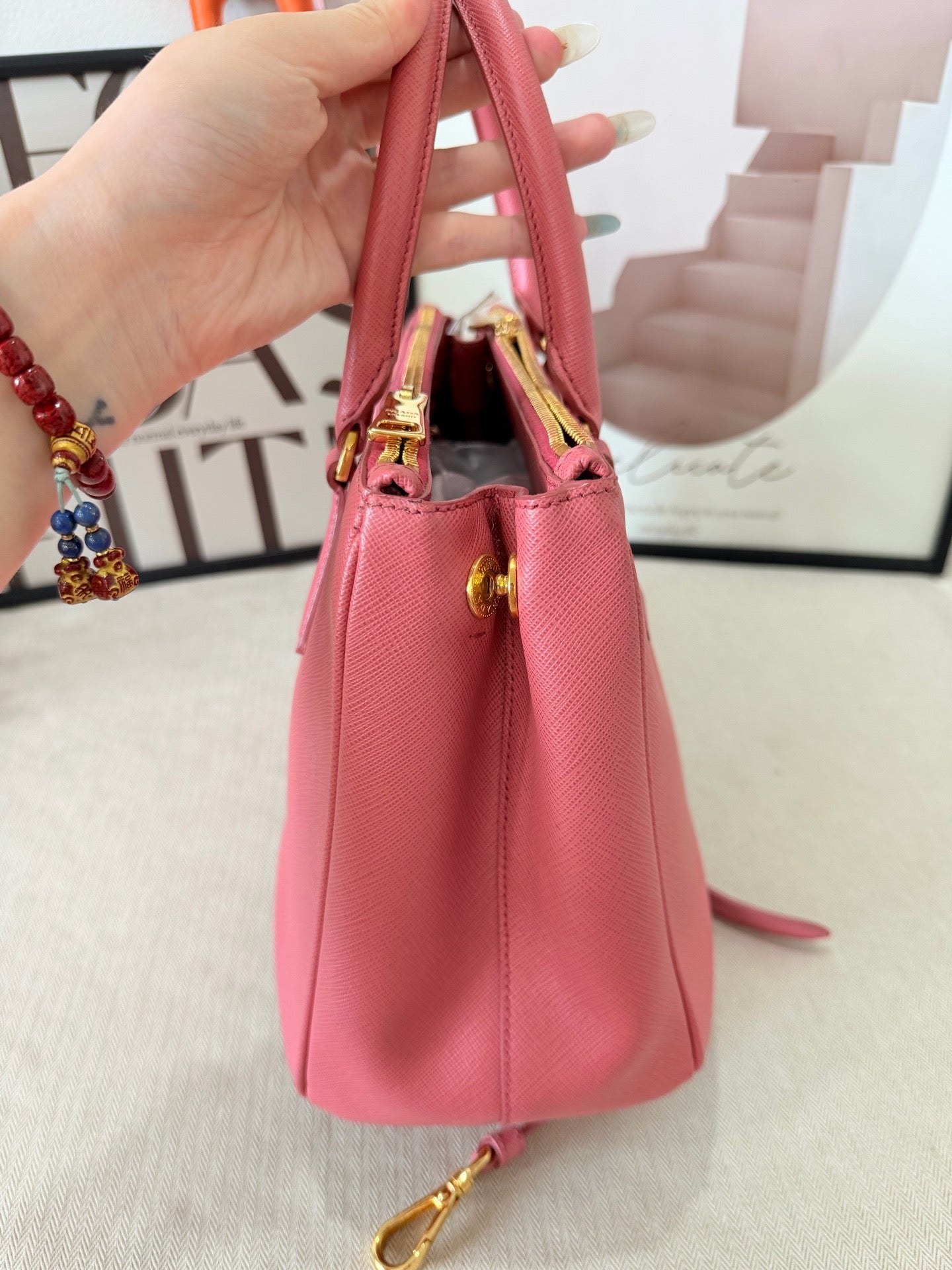 Prada - Saffiano - Leather - Pink - (medium)