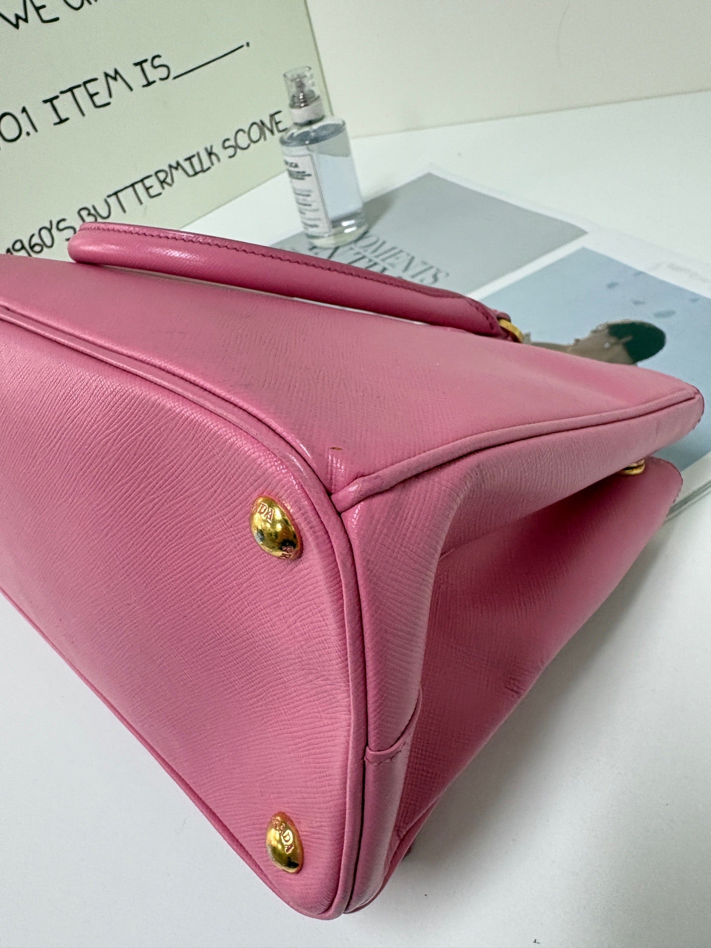 Prada - Saffiano - Leather - Pink - (Medium)