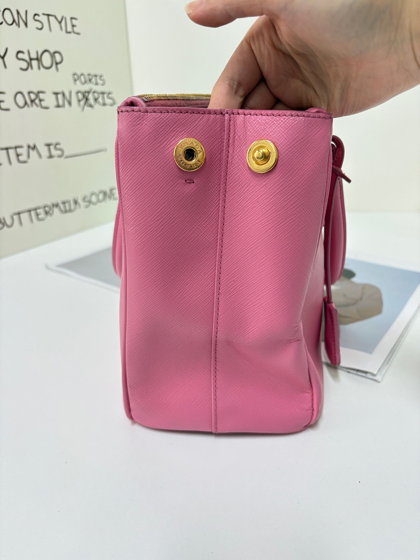 Prada - Saffiano - Leather - Pink - (Medium)