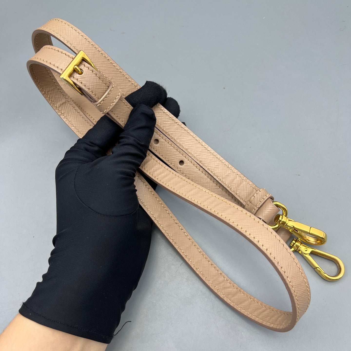 Prada - Saffiano - Leather - Pink - (medium)