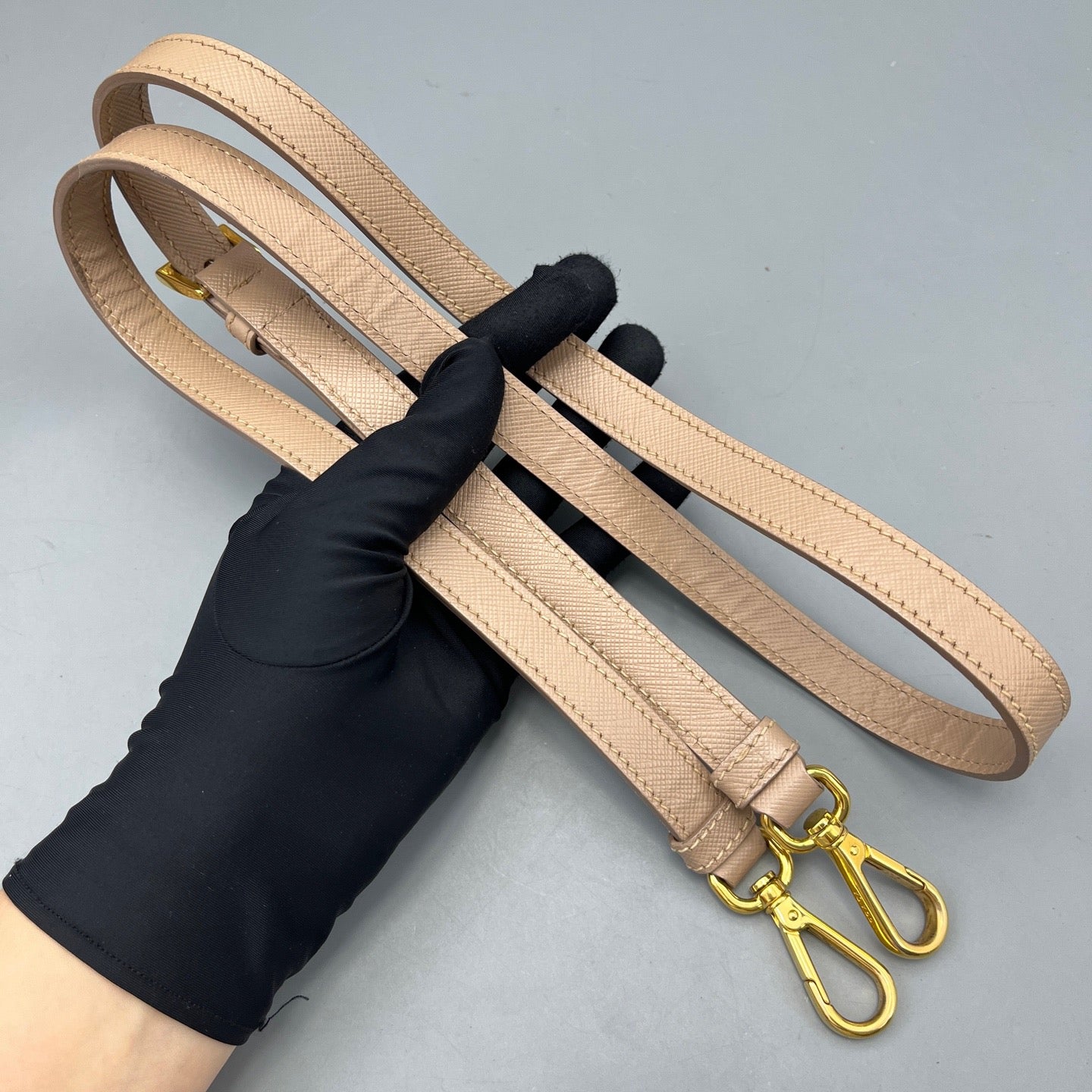 Prada - Saffiano - Leather - Pink - (medium)