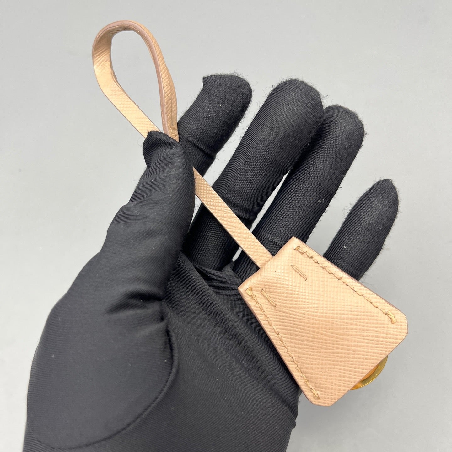 Prada - Saffiano - Leather - Pink - (medium)