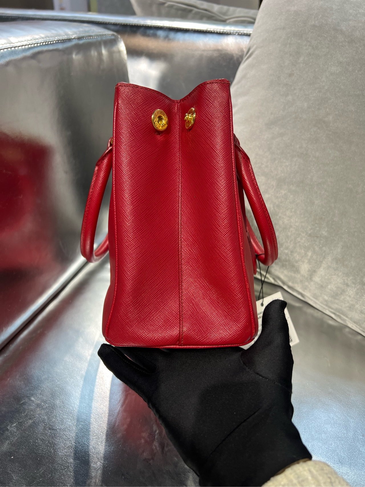 Prada - Saffiano - Leather - Red - (Medium)