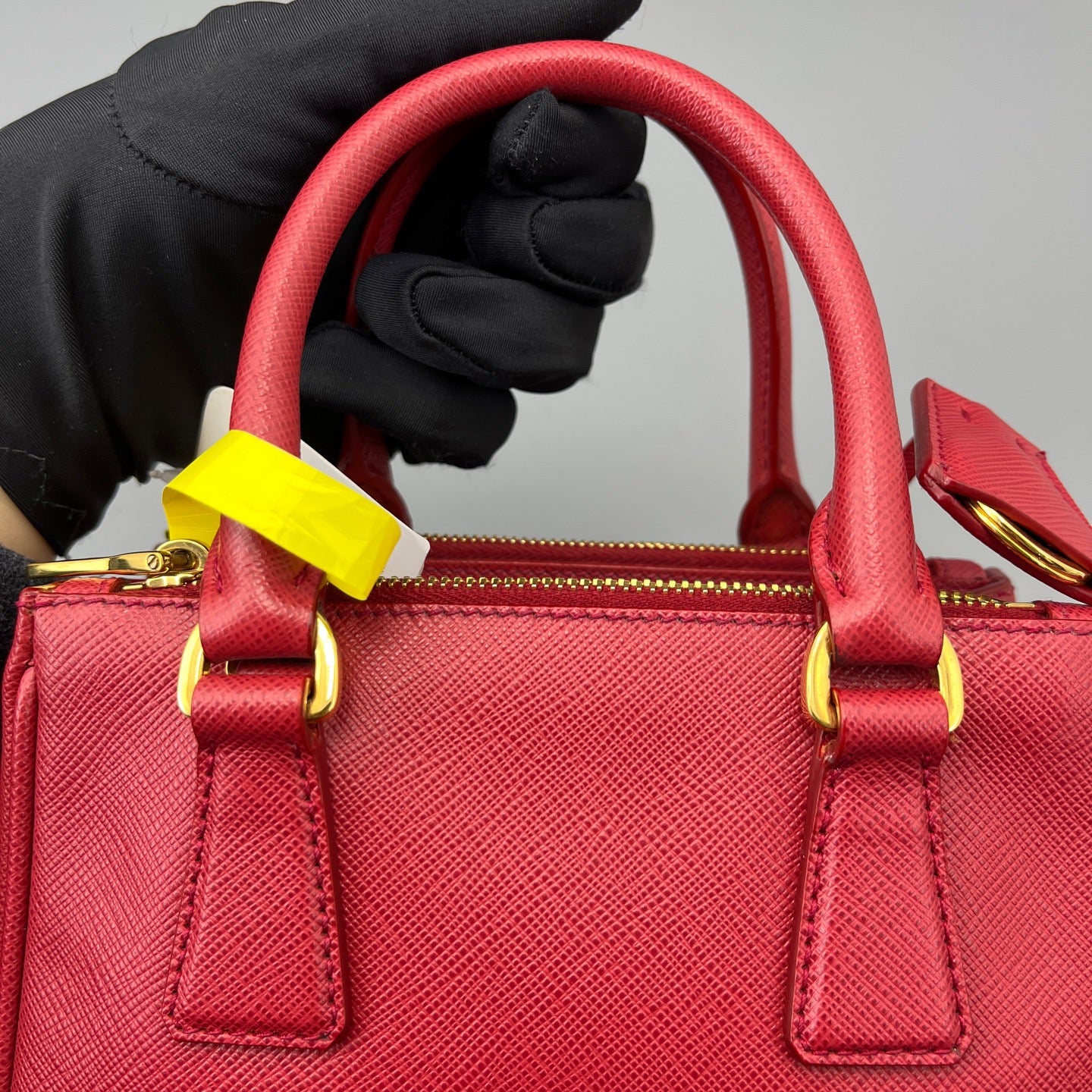 Prada - Saffiano - Leather - Red - (mini)