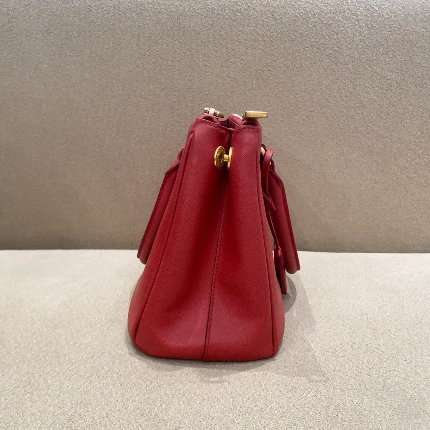 Prada - Saffiano - Leather - Red - (small)