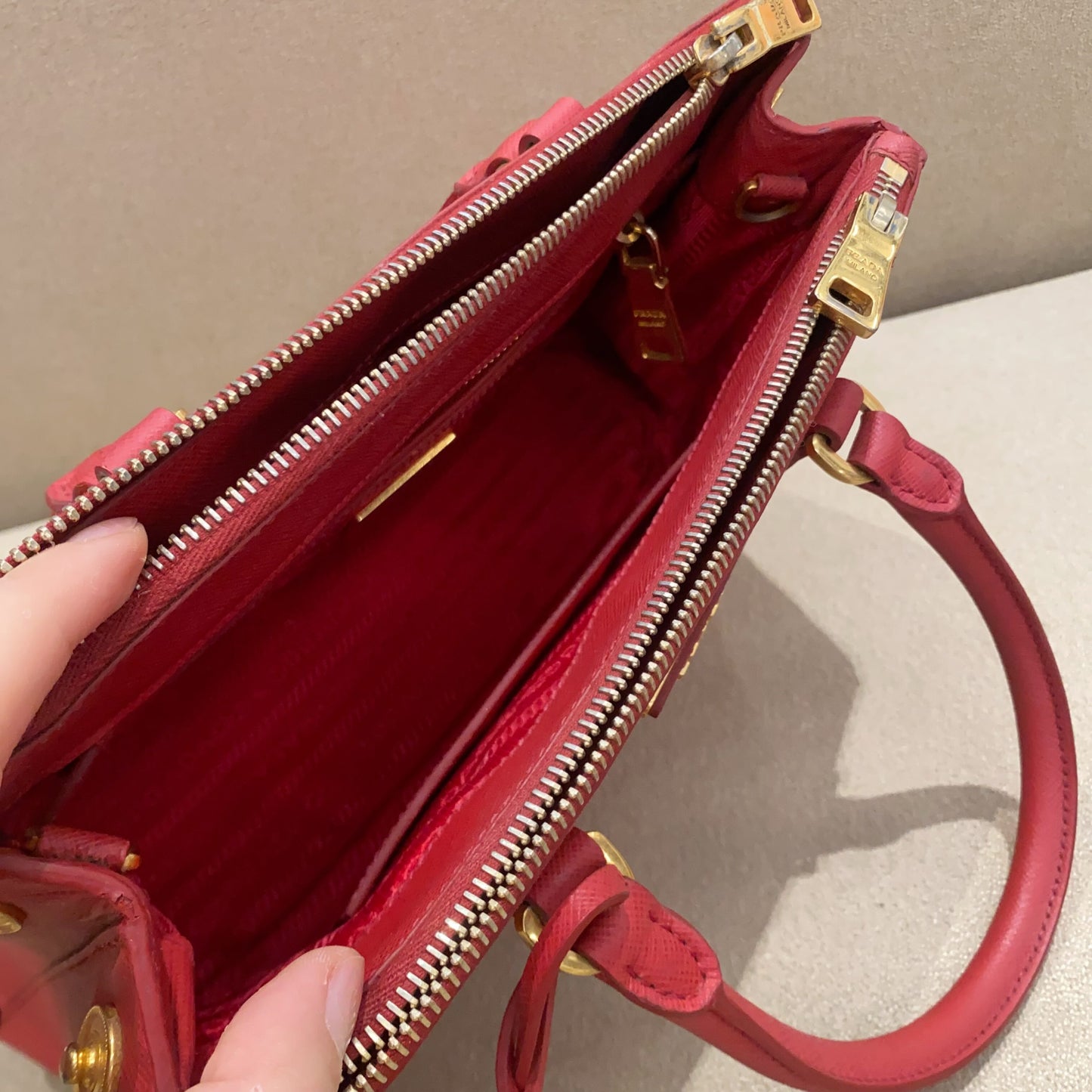 Prada - Saffiano - Leather - Red - (small)
