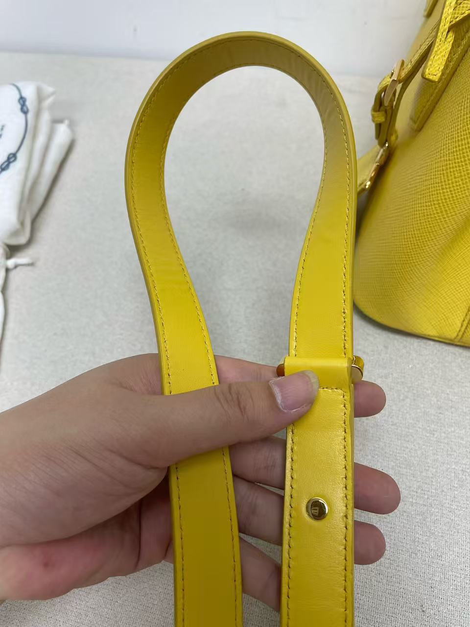 Prada - Saffiano Leather Tote - Saffiano leather - Yellow with Gold-Tone Hardware - (small)