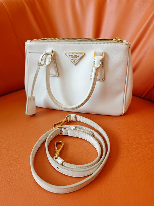 Prada - Saffiano Lux Double Zip Tote - Leather - White - (small)